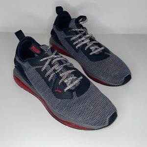 Men’s Puma Sneakers, Size 11.5